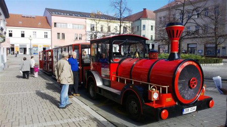 Ekovláčkem z Benešova do Konopiště